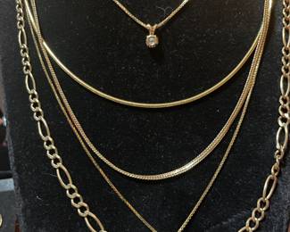 14 KT GOLD CHAINS AND PENDANTS