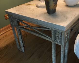 SQUARE SIDE TABLE MARBLE AND IRON