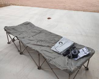 folding cot with inflatable mattress and pump