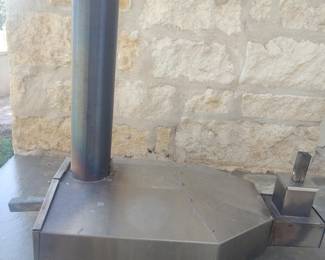 Ooni wood pellet fired pizza oven