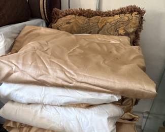 Gold thermal curtain panels