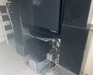 Stereo and tv set up