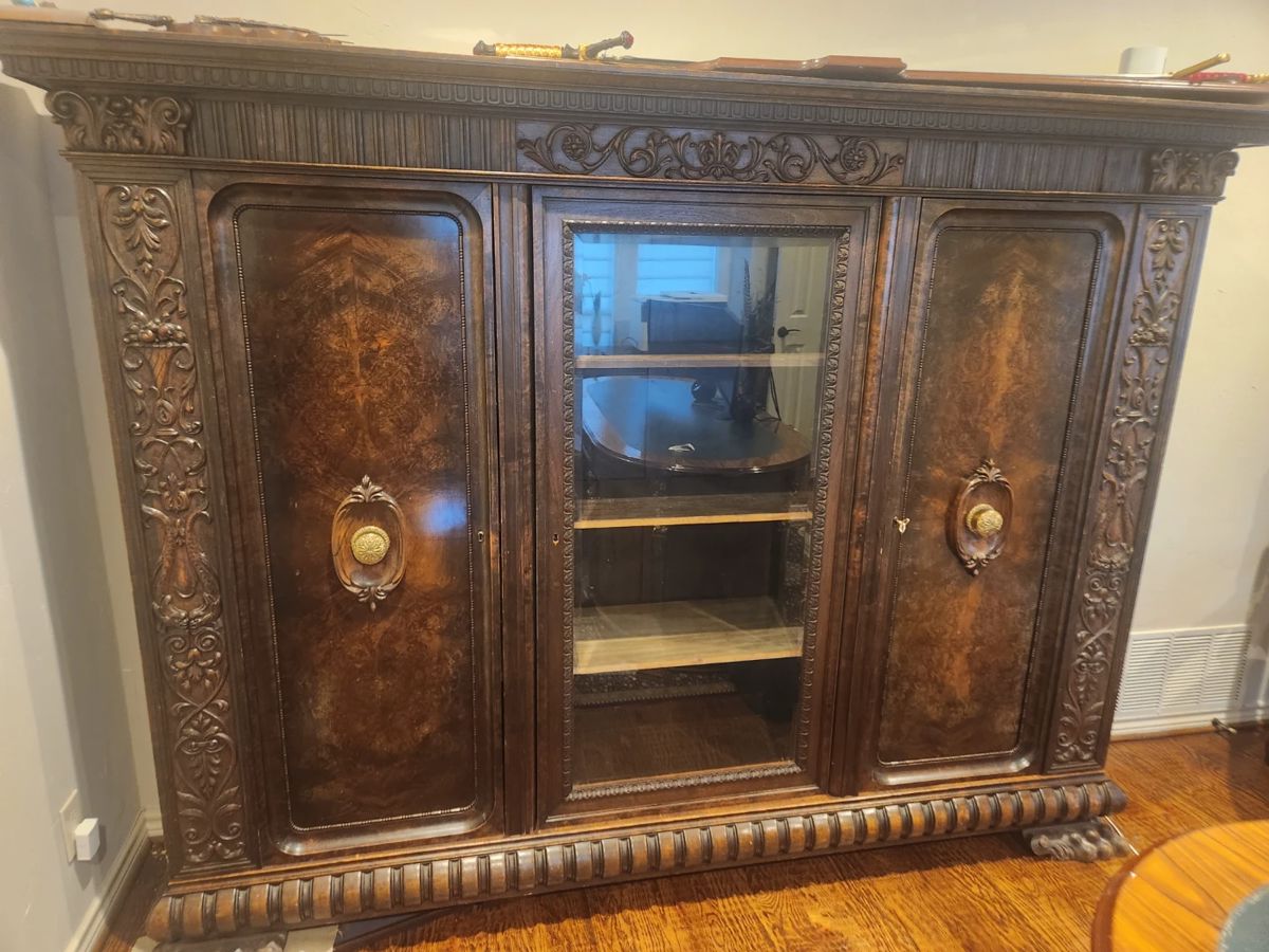 Gorgeous armoire - great condition. Over 100 years old.