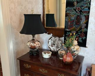 Traditional accent table