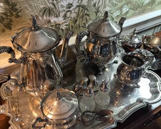 Silver serving set
