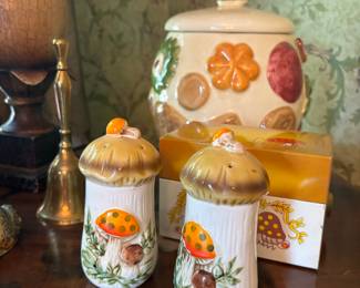 1970’s kitchen salt and pepper and jars