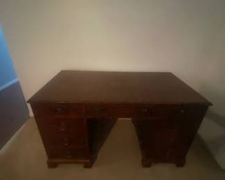 Vintage Pedestal Office Desk, Mahogany 50"W x 26"D x 29"H