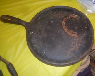 8 inch cast iron griddle