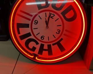  Vintage Neon Bud light Sign