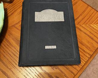 1928 Ronald Regan DIXONIAN Yearbook