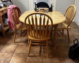 Round Dining Table and chairs Set