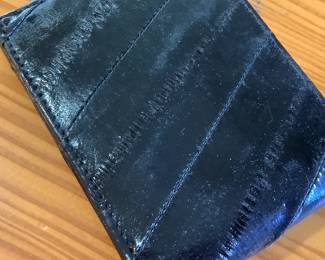 Mens wallets, eelskin & leather