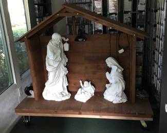 6 FT Nativity