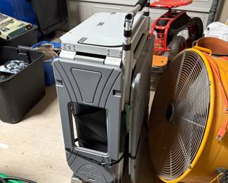 Grub Hub Camp Kitchen, Fan