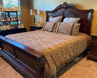 King Electric Lift Bed with Headboard and Footboard, Linens