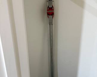 Clamp and cut edge guide