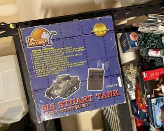 Radio-controlled M5 Stuart Tank toy