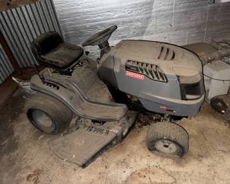 Craftsman Riding Mower    Condition unknown