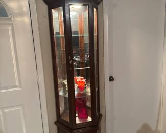 Curio cabinet lighted
