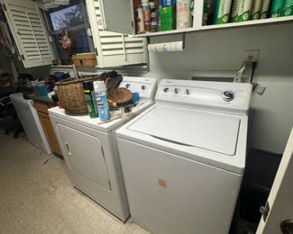 Nice clean washer and dryer. Soda maker full canisters