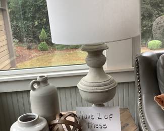 2 lamps crème wood
30" tall