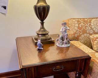 Matching Ethen Allen end tables, matching Stiffel brass lamps and 1 of 2 matching Lladro figurines