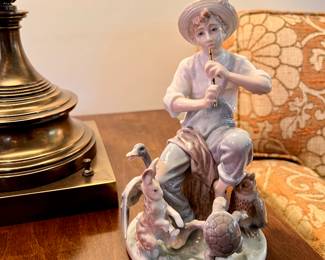 matching Lladro figurines