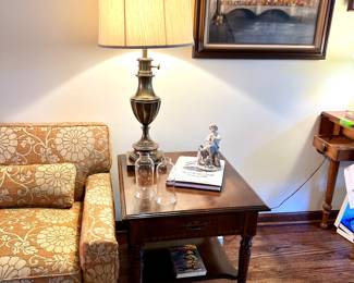 Matching Ethen Allen end tables, matching Stiffel brass lamps and 1 of 2 matching Lladro figurines
