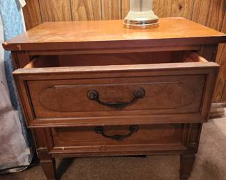 Night stand - 2 drawers