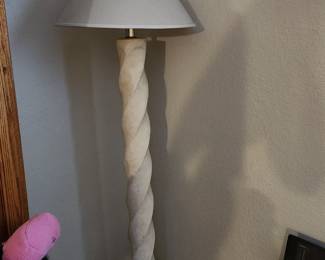 Floor lamp