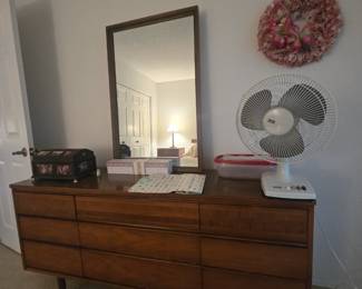 Mid-Century MCM Dresser & Mirror 
