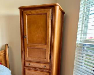 This wardrobe spins around w/a full length mirror -  Arbek 4 pc bedroom set - Queen bed, nightstand, dresser, and wardrobe