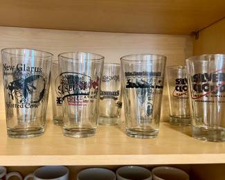 Pint bar glasses