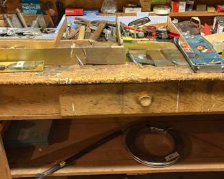 Wood Tool Bench 