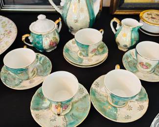 Ladies only.  It's obvious why.