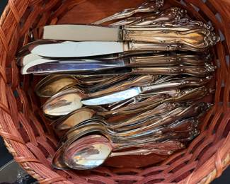 FLATWARE