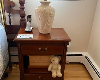 PAIR OF NIGHTSTANDS
