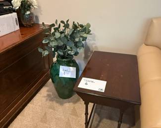 SIDE TABLE