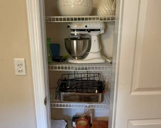 KITCHEN WARE KITCHEN AID MIXER