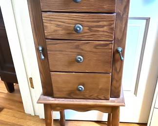 jewelry chest