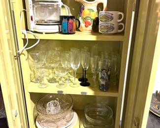 stemware, kitchen ware