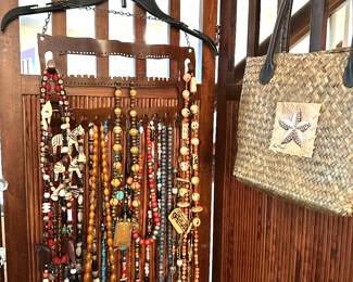 SEMI PRECIOUS GEMSTONE NECKLACES