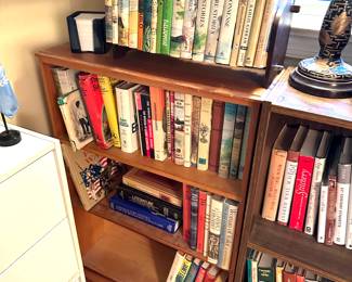 books and book shelves