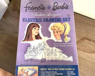 Francie Barbie drawing set