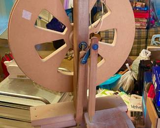 Kiwi 3 Spinning Wheel