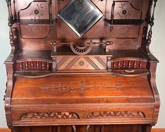 1880's Pump Organ