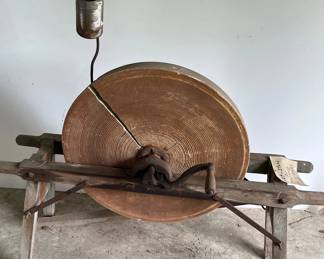 Hand Powered Whetstone