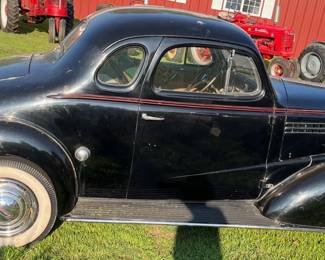 1938 Chevrolet Master Deluxe Capitol Two Door Sedan