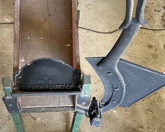 Lever Cutter for Broom Maker