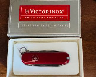Swiss Army pocket knife